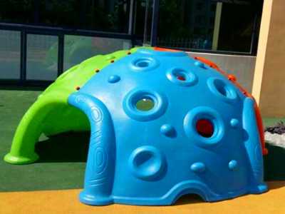 甘肅太空倉攀巖